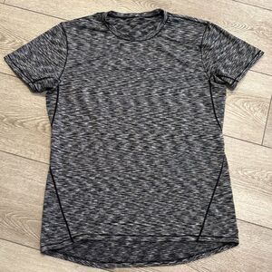Lululemon Metal Vent Shirt Men’s Large Gray Active Gym Workout